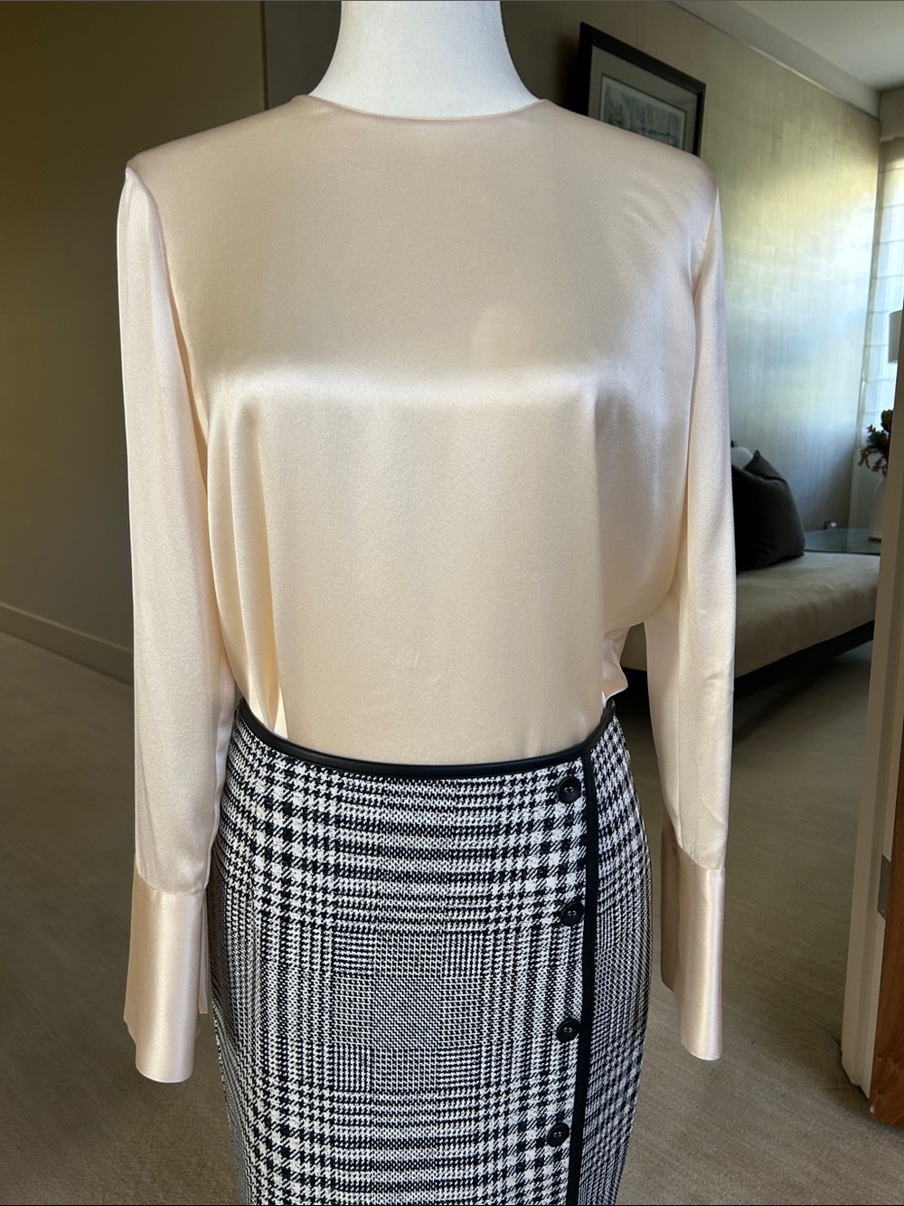 Vince 100% Silk Cream Long-Sleeve Blouse